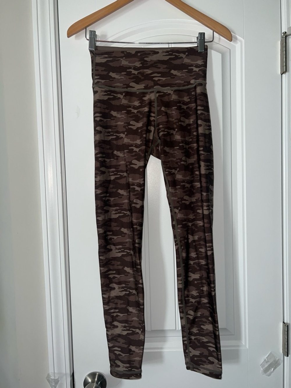Linc Bloomingdale’s camo legging